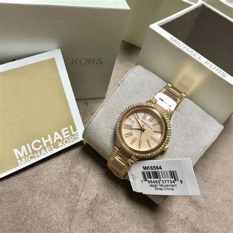 Những cách check mã code túi xách Michael Kors hiệu quả